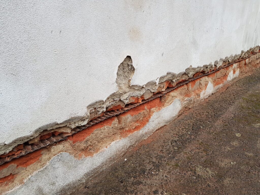 Jak vysušit vlhké zdi? Možností je hned několik!